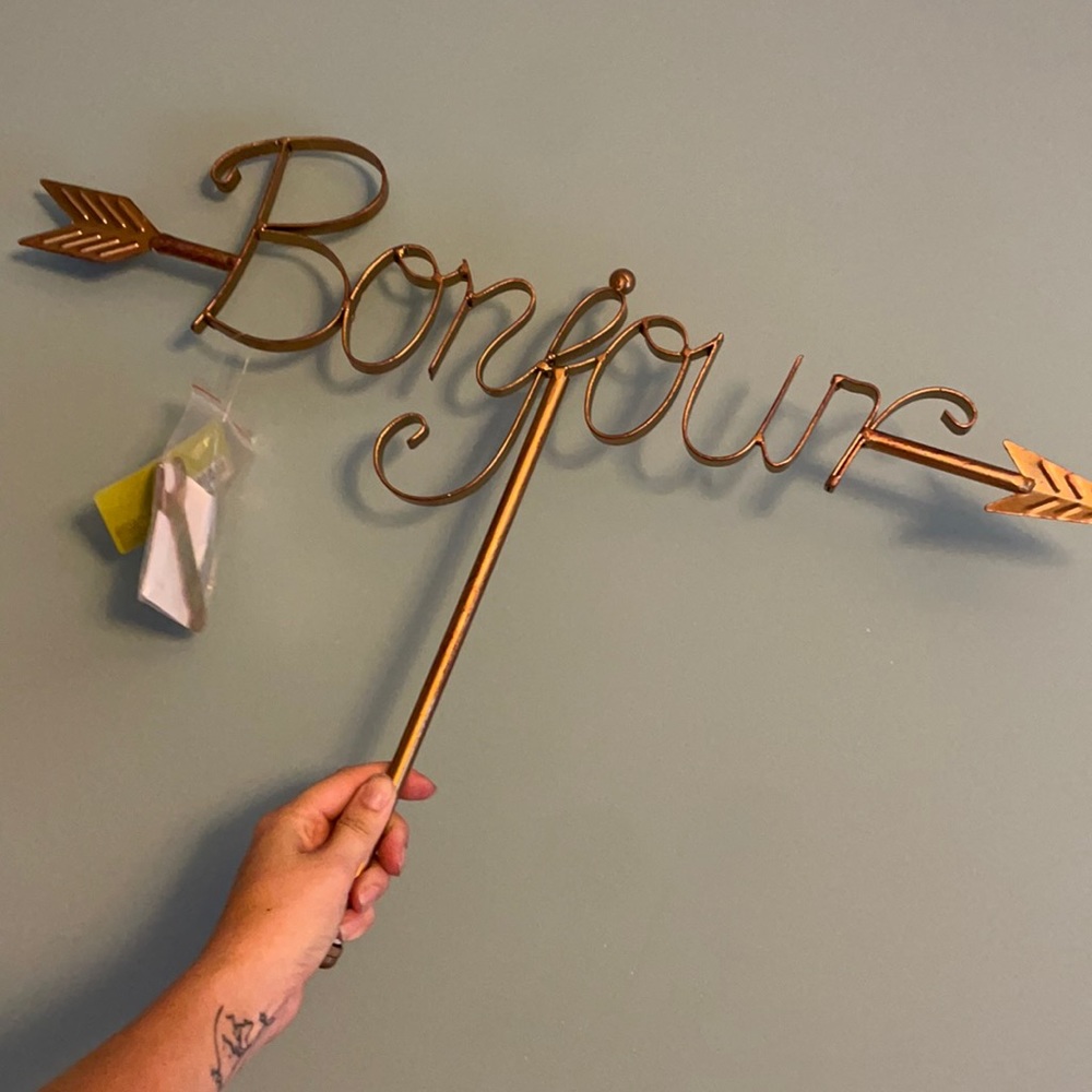 “ Bonjour “ wall decor
